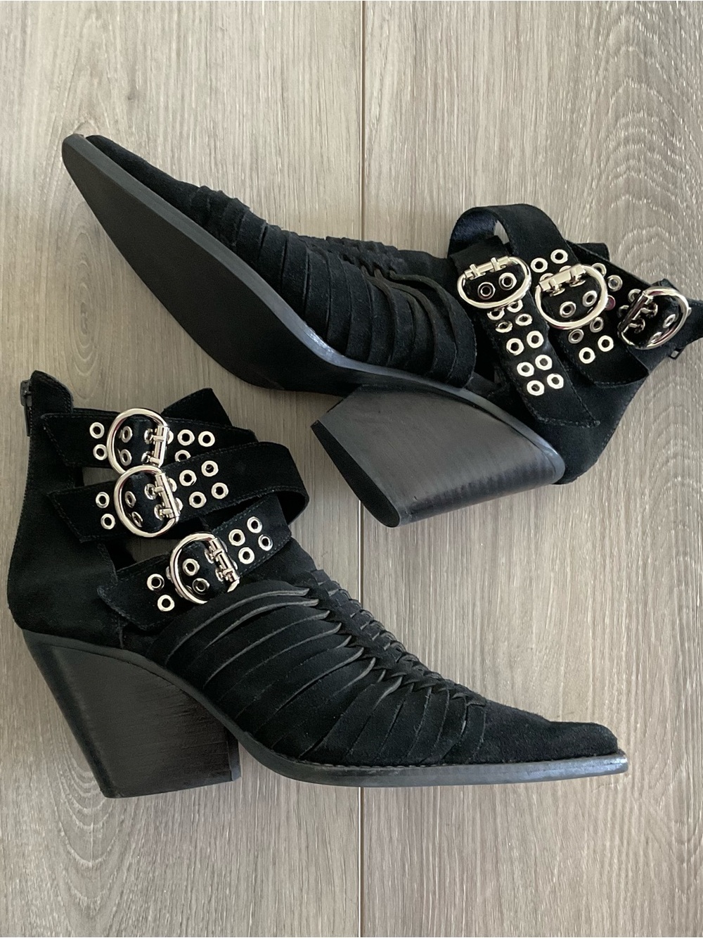 JEFFREY CAMPBELL X FREE PEOPLE Travis Ankle Boot Pointed Toe Black Suede Size 9